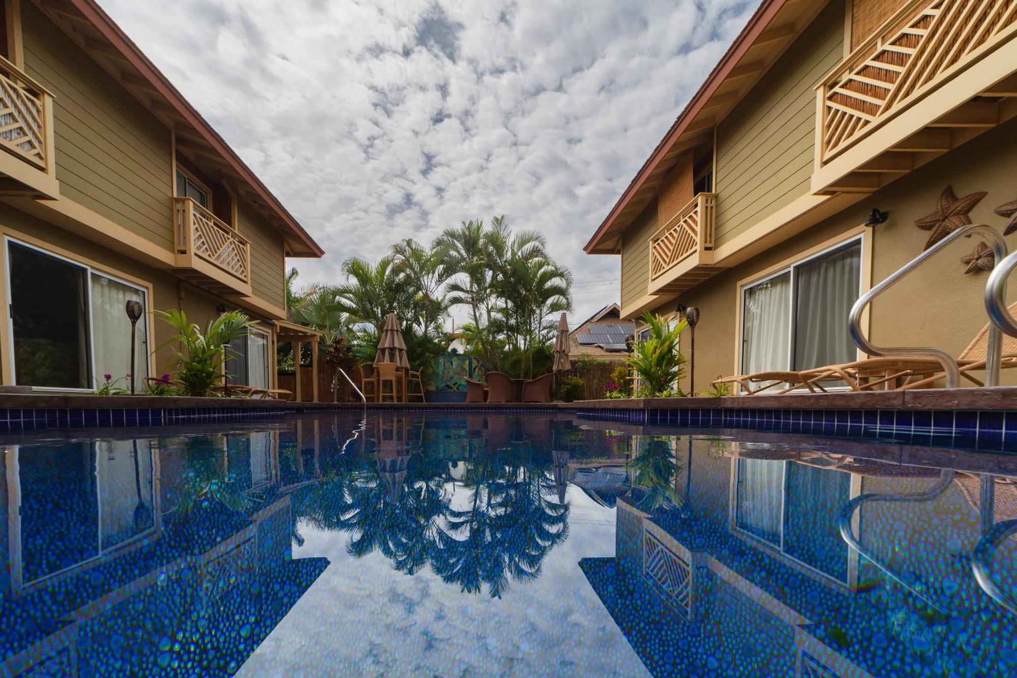 Plumeria Suite, 2-Bedrooms, Sleeps 6, Pool & Bbq, Pre-Renovation Summer Sale Kihei Luaran gambar