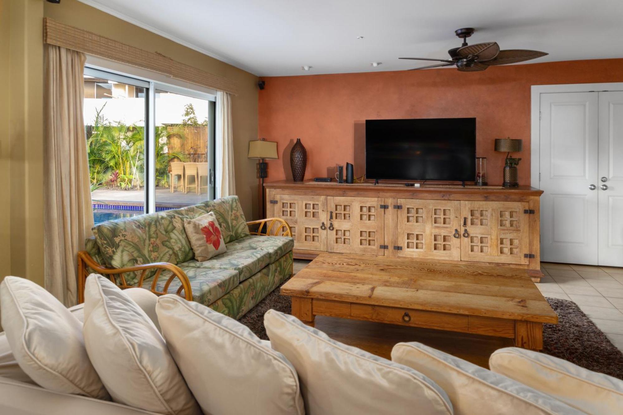 Plumeria Suite, 2-Bedrooms, Sleeps 6, Pool & Bbq, Pre-Renovation Summer Sale Kihei Luaran gambar